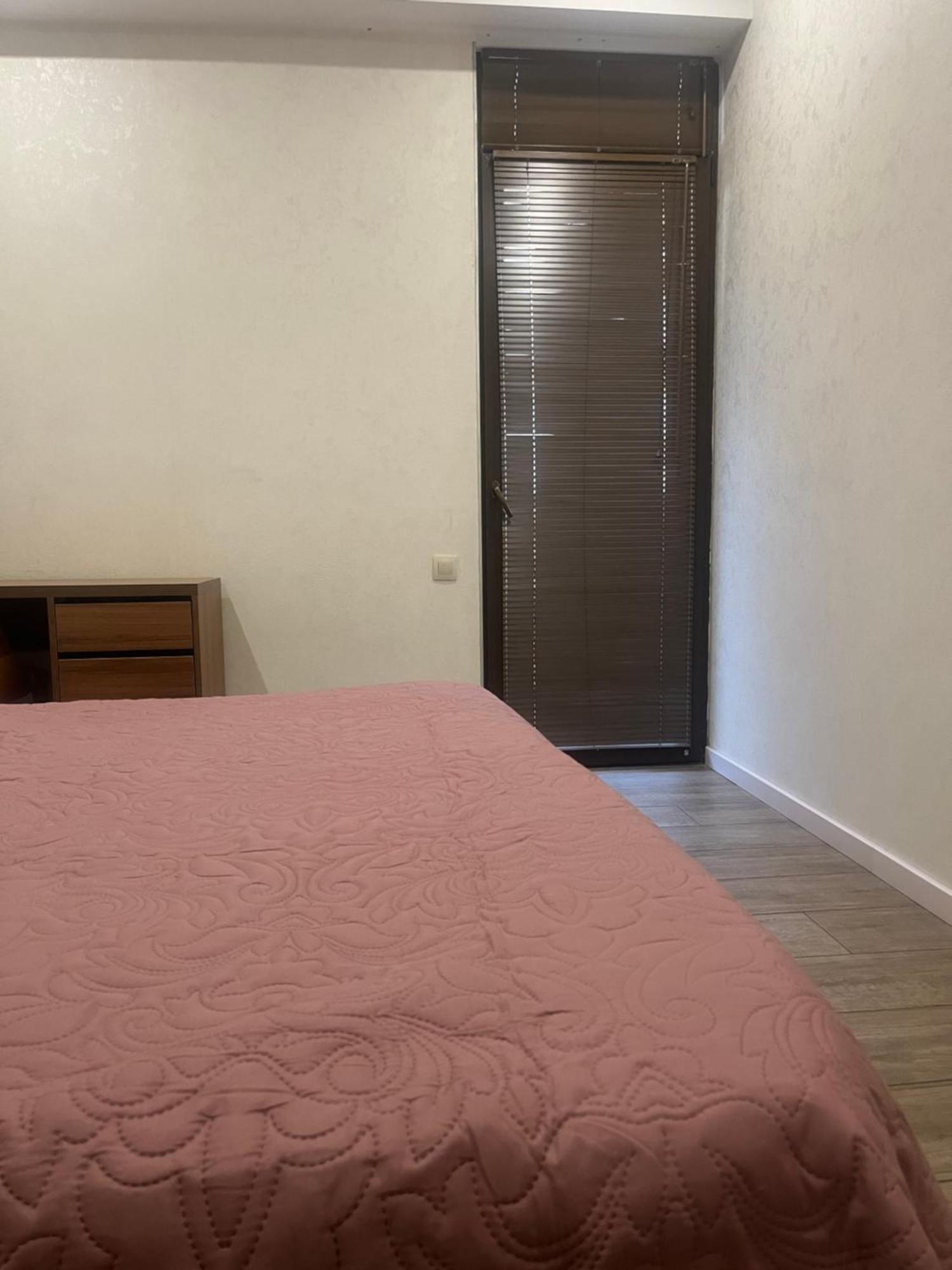 Panorama Khiliani Apartment Tbilisi ภายนอก รูปภาพ