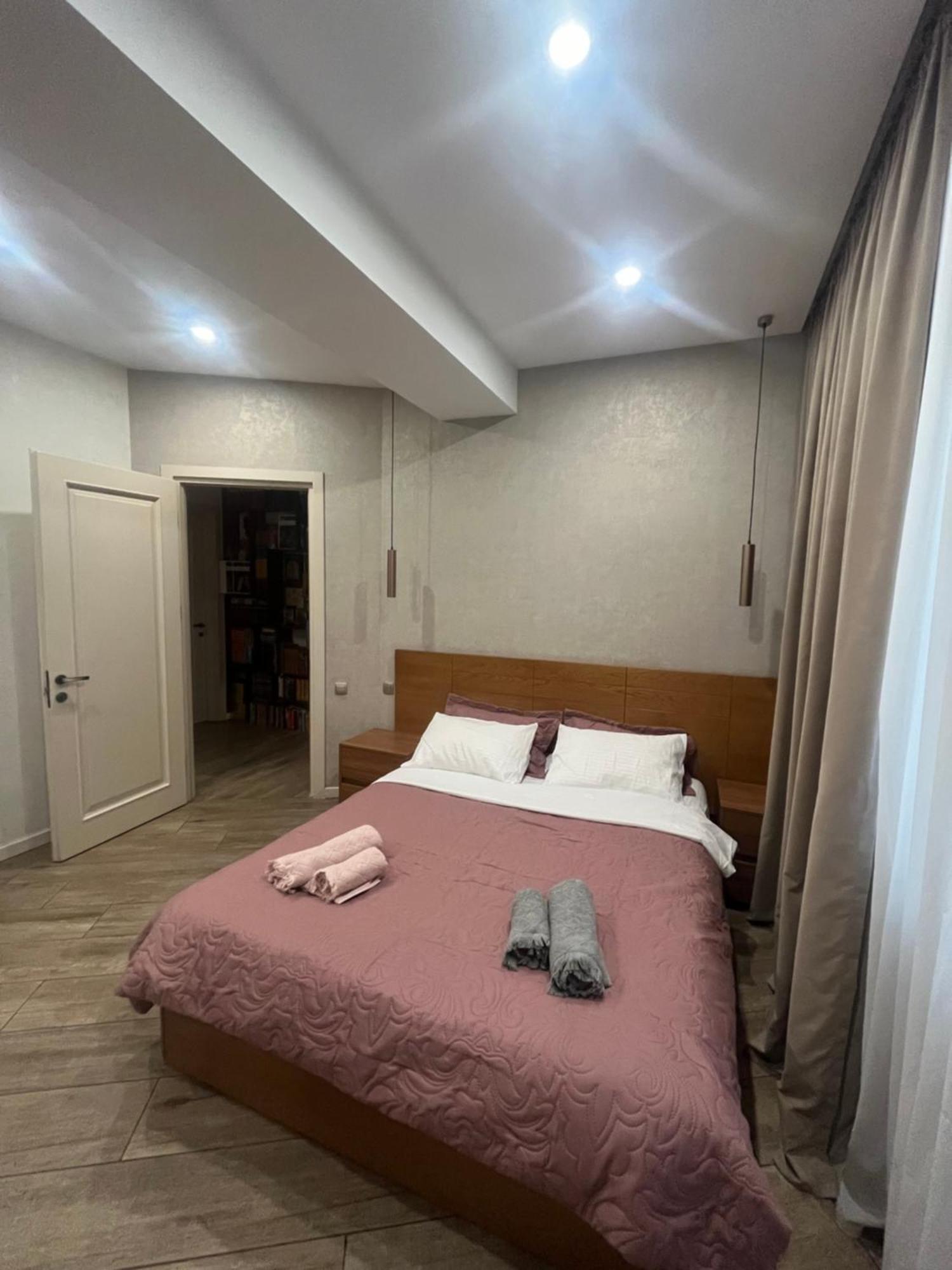 Panorama Khiliani Apartment Tbilisi ภายนอก รูปภาพ