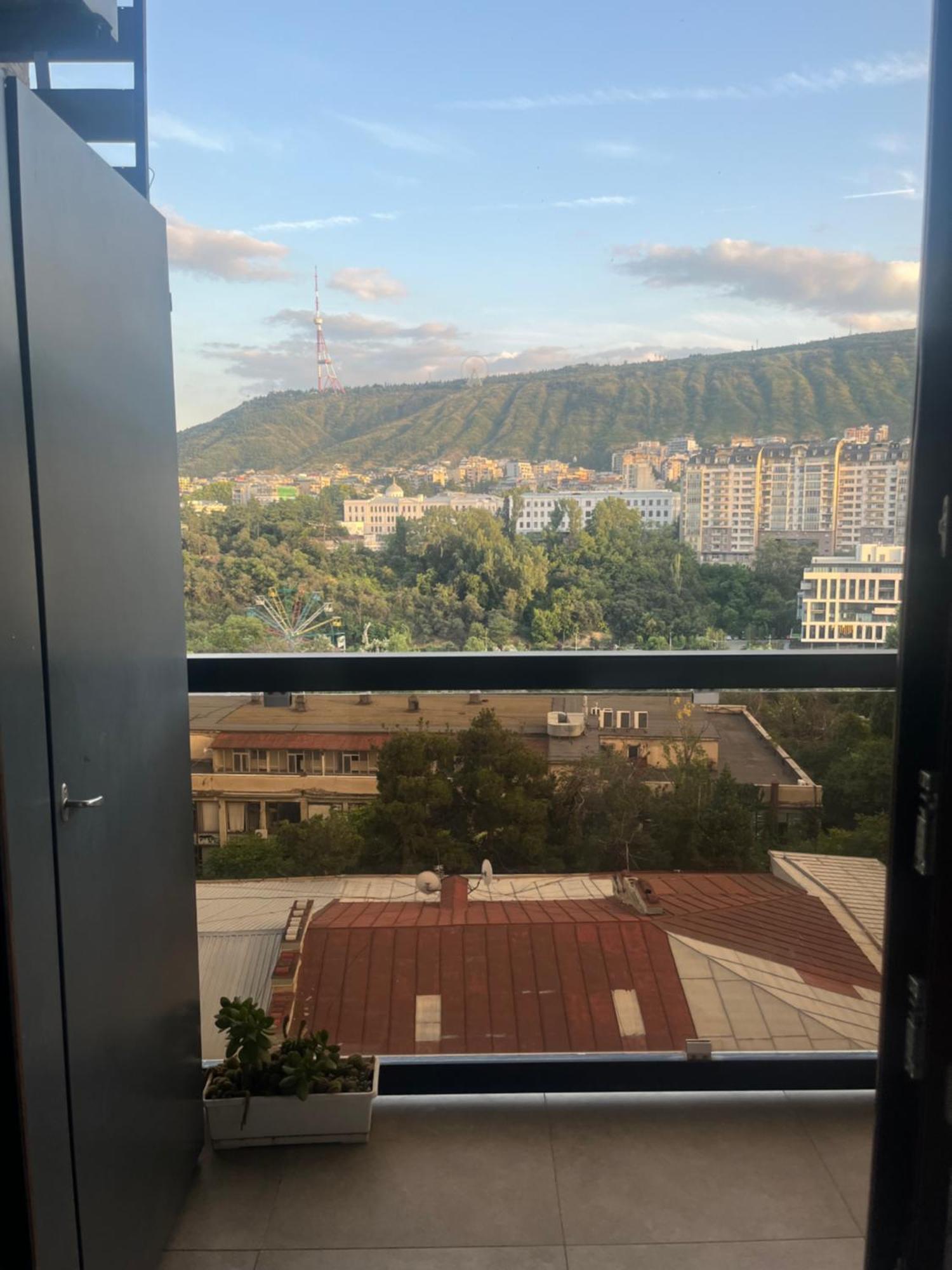 Panorama Khiliani Apartment Tbilisi ภายนอก รูปภาพ