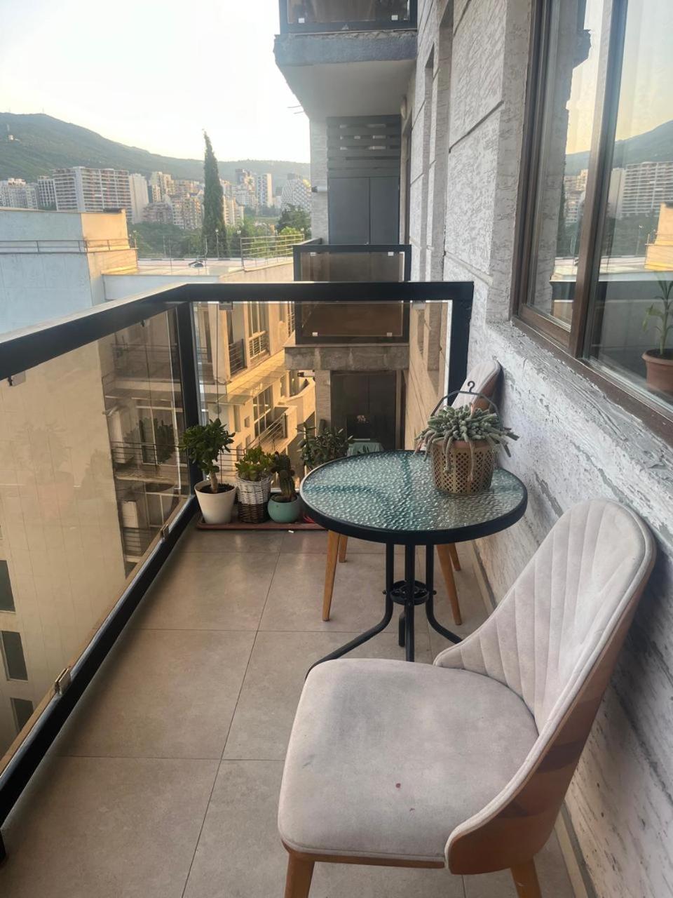 Panorama Khiliani Apartment Tbilisi ภายนอก รูปภาพ